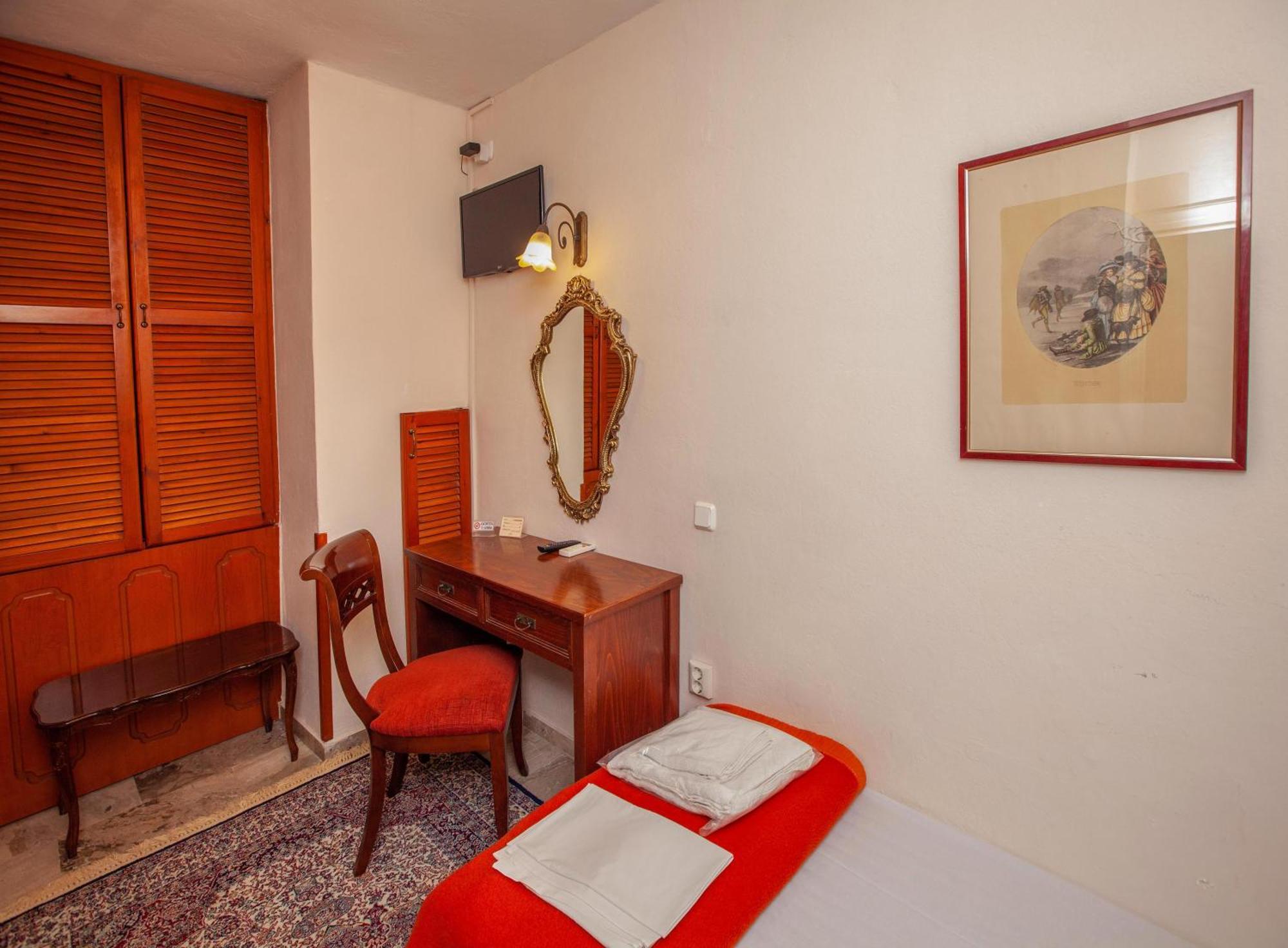 Byron Traditional Hotel Nafplio Værelse billede