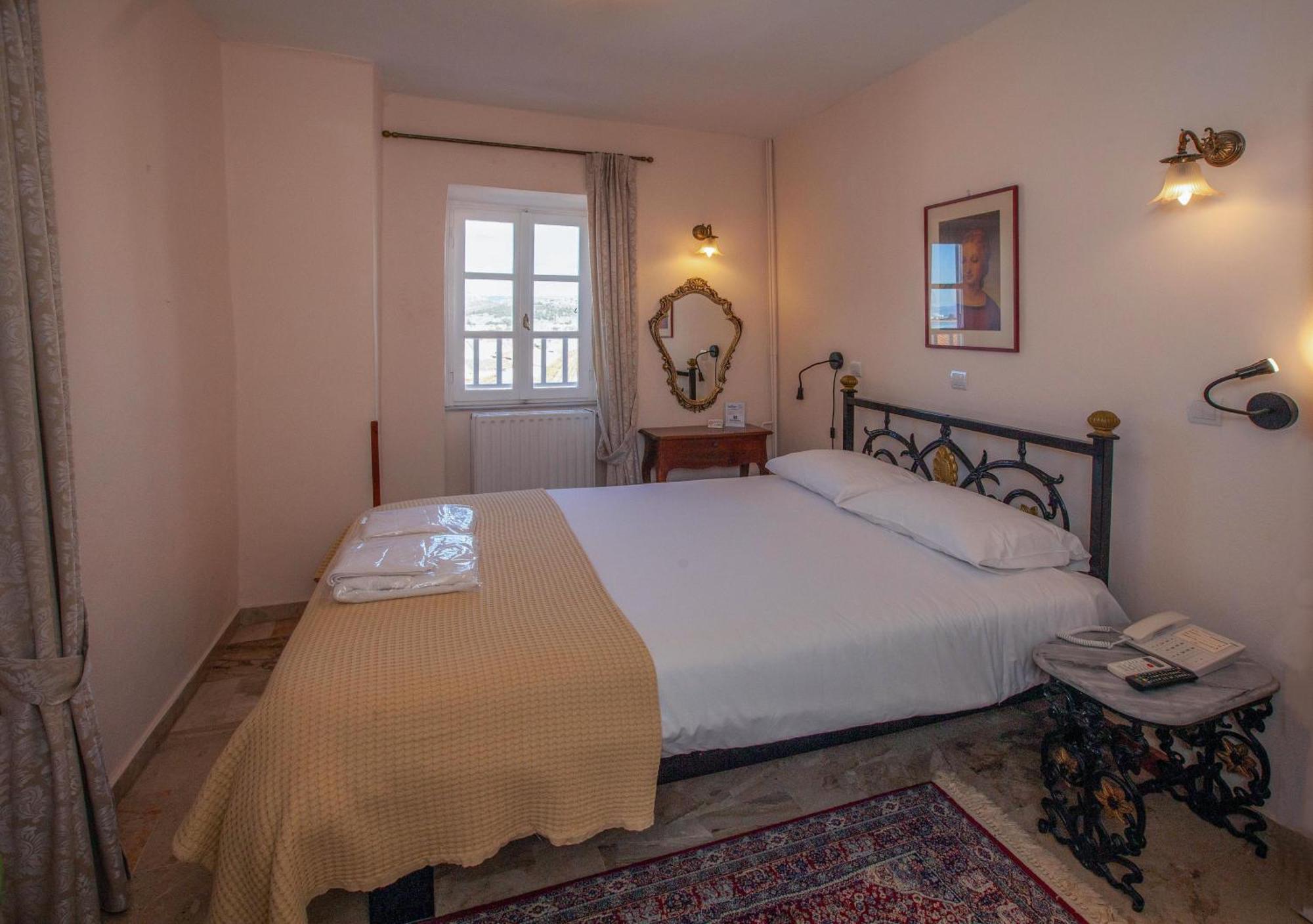 Byron Traditional Hotel Nafplio Værelse billede