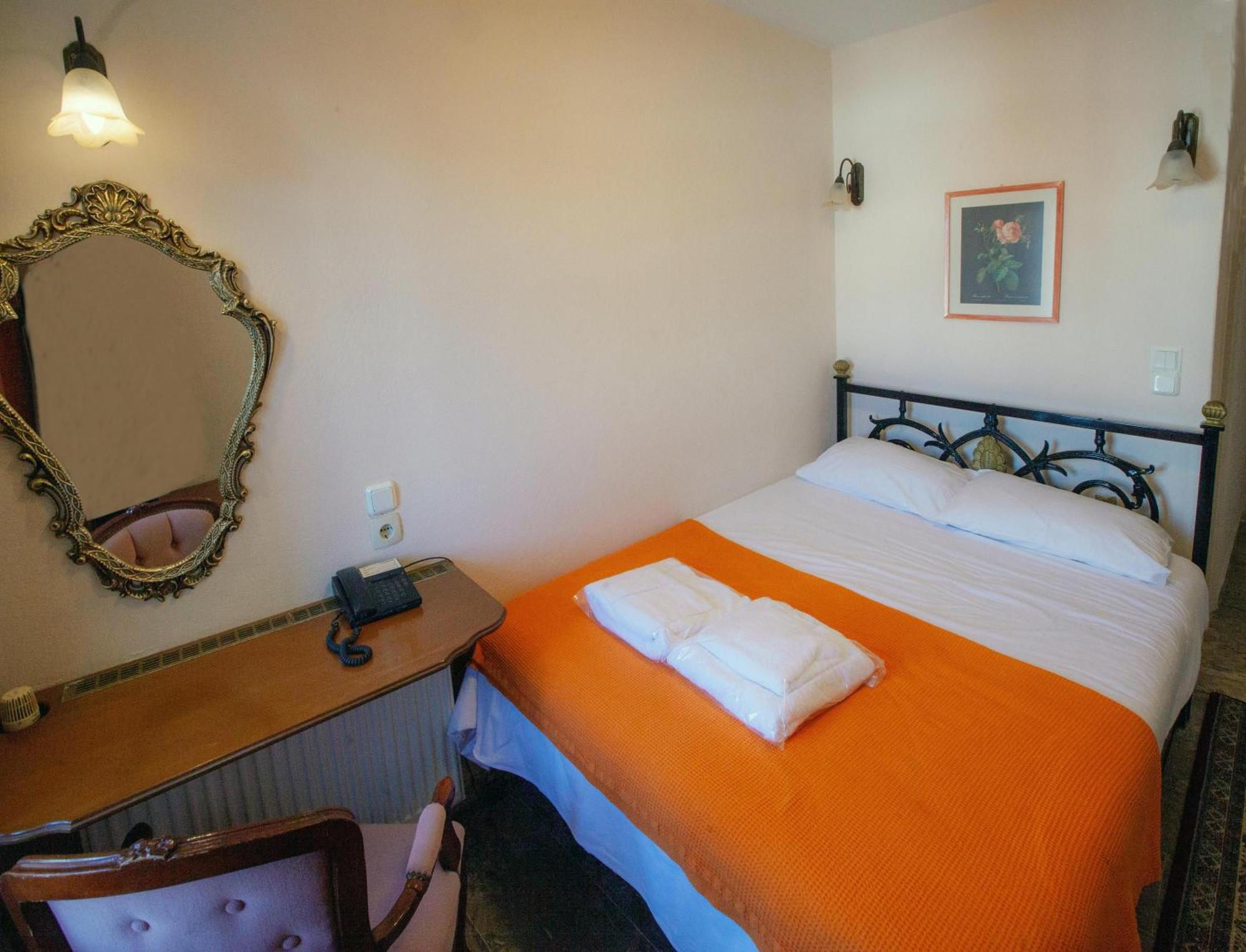 Byron Traditional Hotel Nafplio Værelse billede
