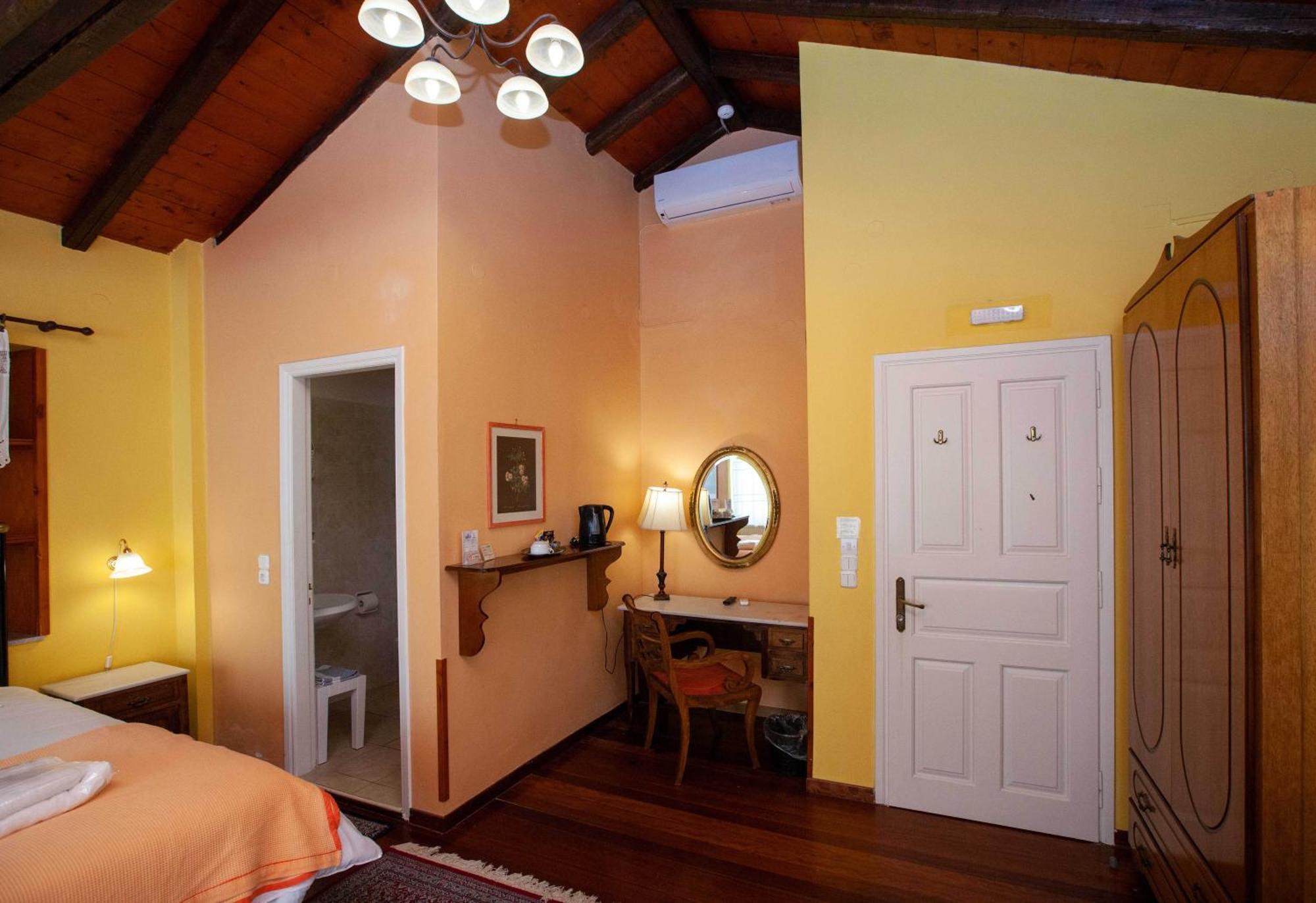Byron Traditional Hotel Nafplio Værelse billede
